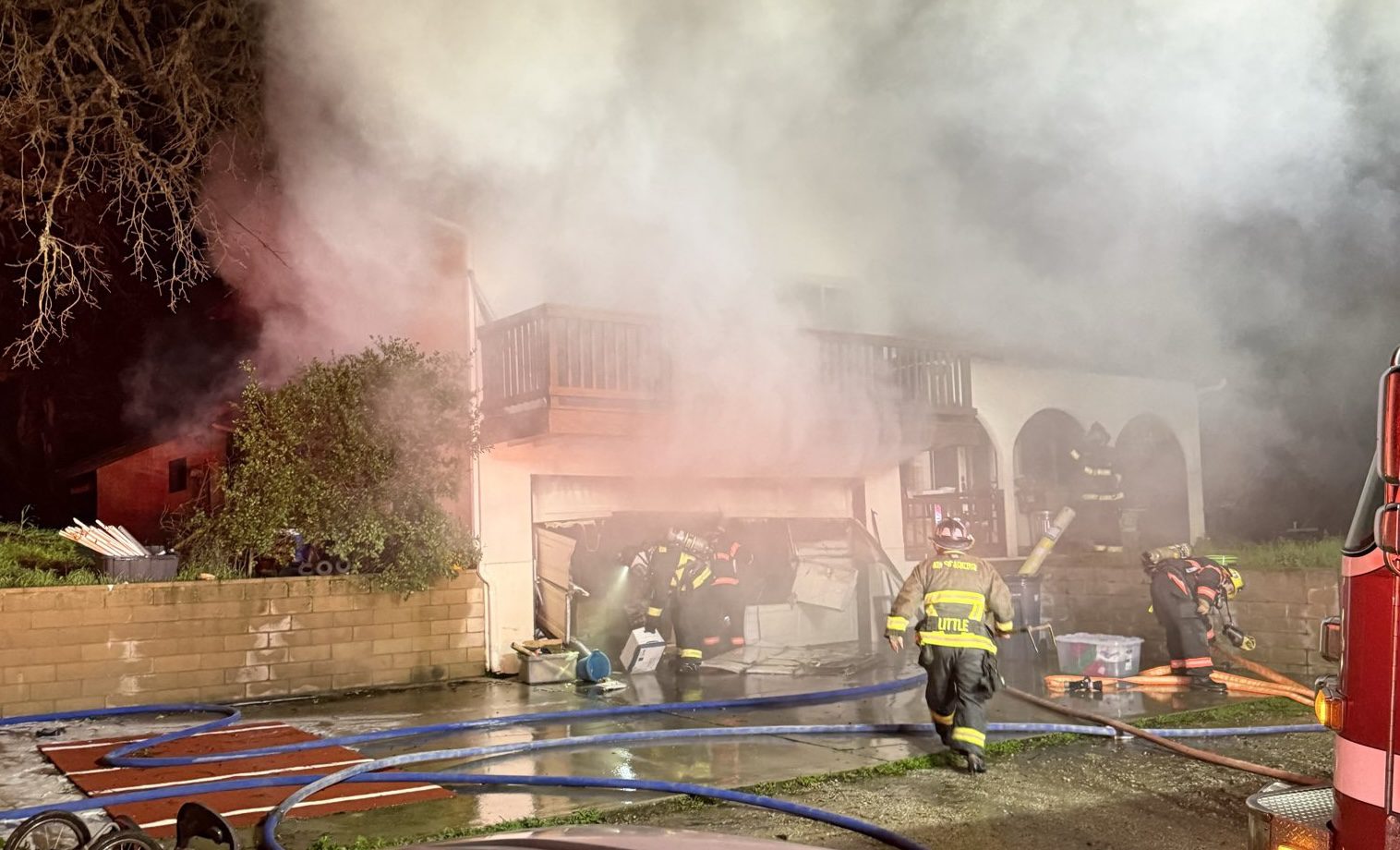 Residential structure fire contained in Atascadero