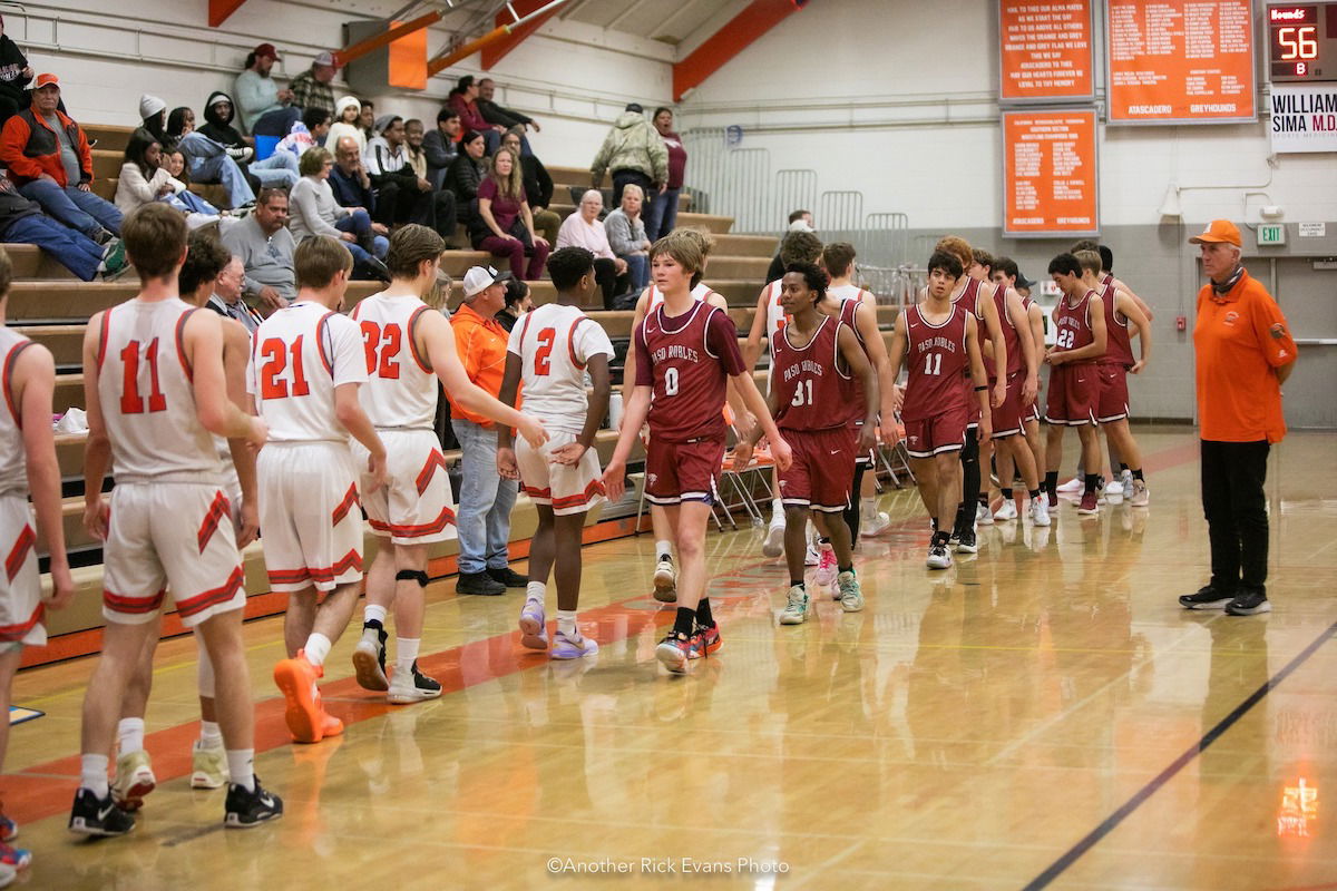 Atwater High School Wins Annual Atascadero Basketball Tournament