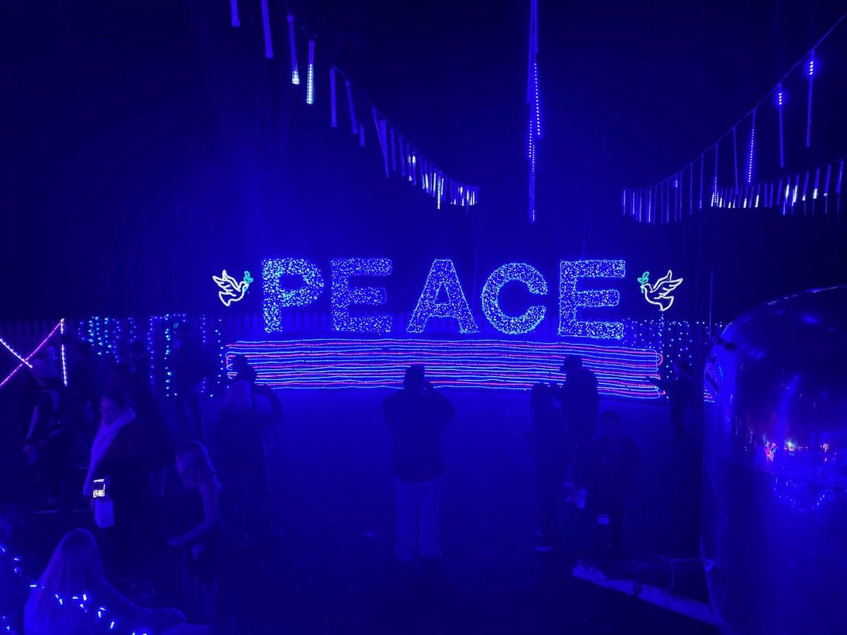 Cambria Christmas Market shines bright with holiday magic on the Central Coast