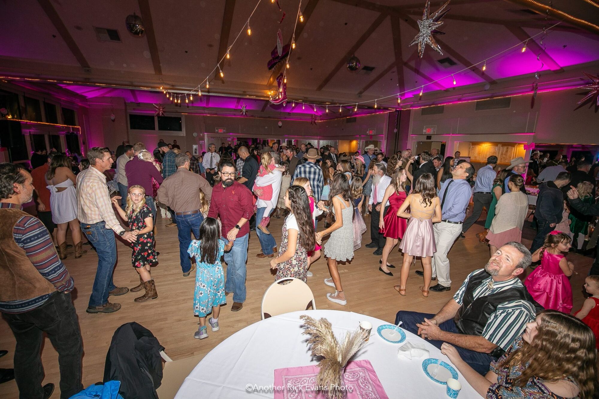 Atascadero hosts 21st annual Father-Daughter Sweetheart Dance