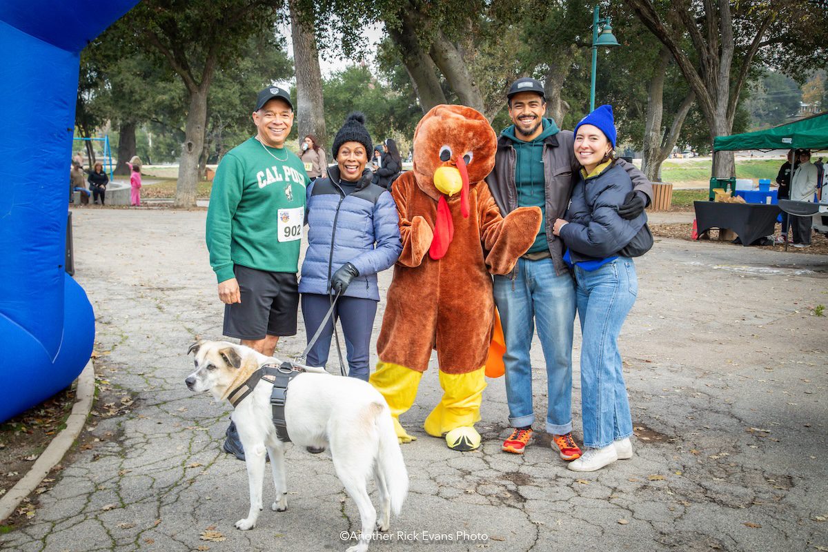 Thanksgiving turkey trots draw record crowds across North County