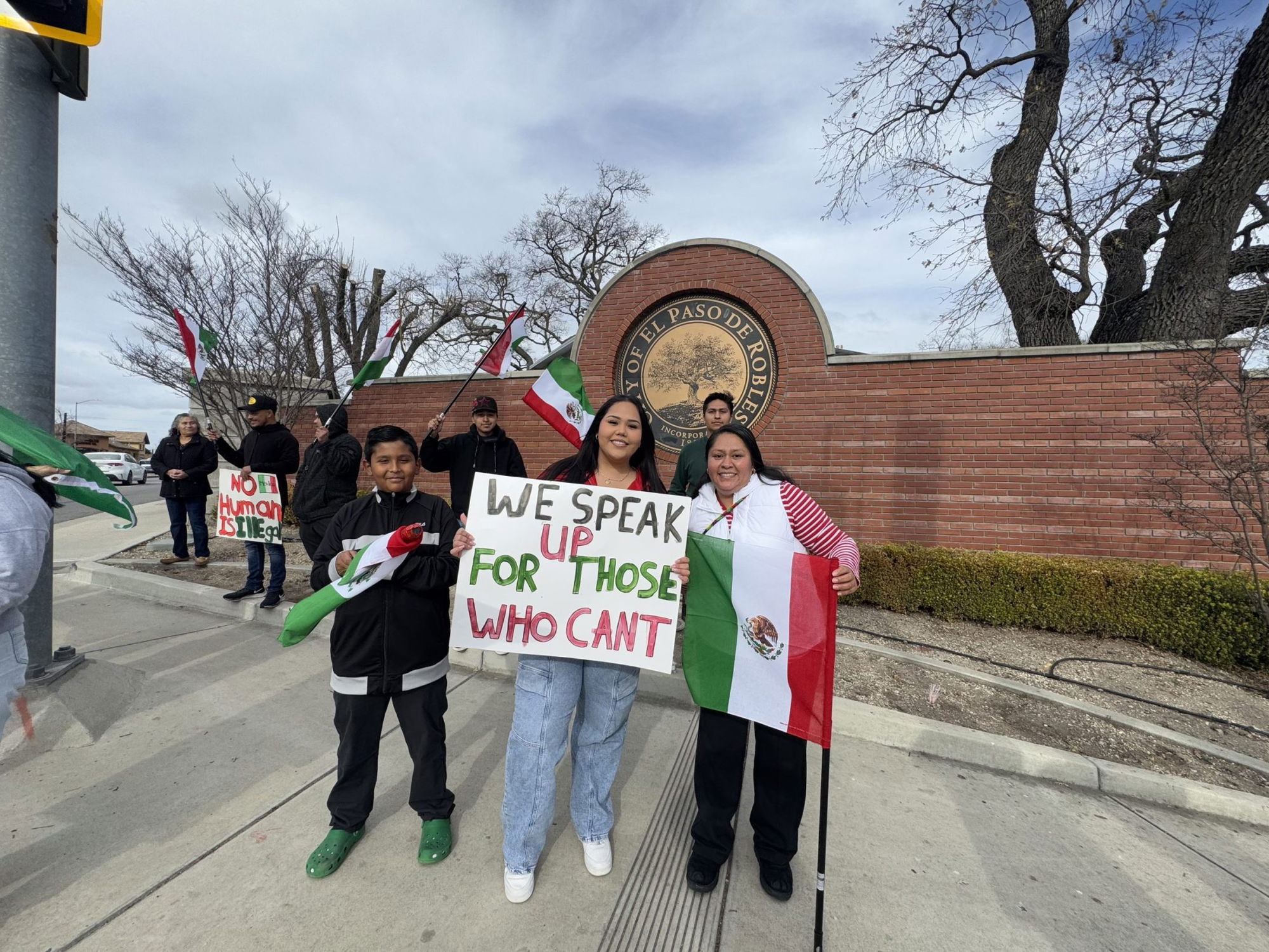 Community reacts to Trump’s immigration deportation executive order