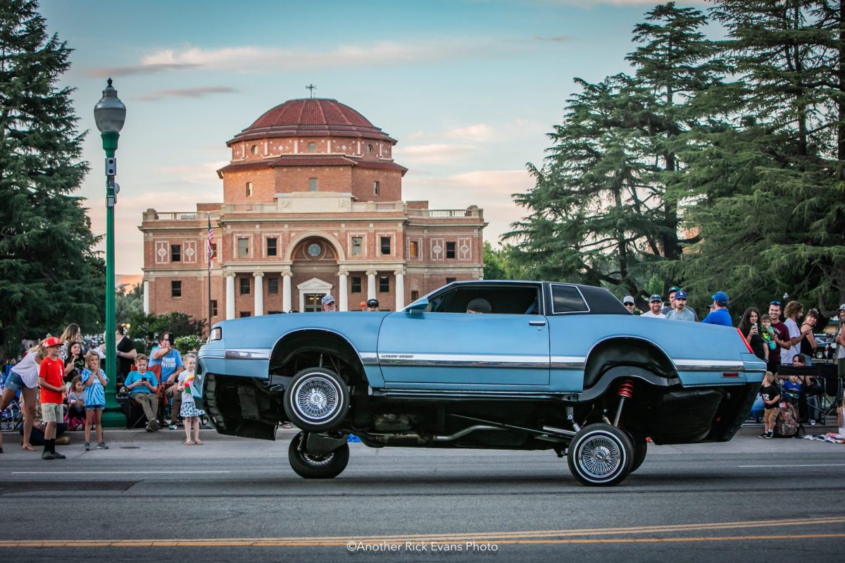 30th Annual Hot El Camino Cruise Nite features 500 classic and fun vehicles