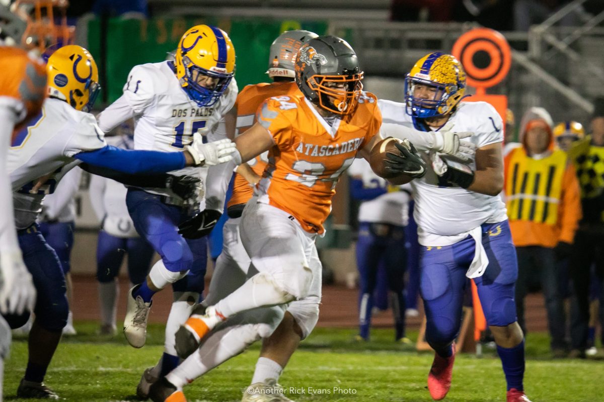 Greyhounds Football Heading to CIF Division V Finals