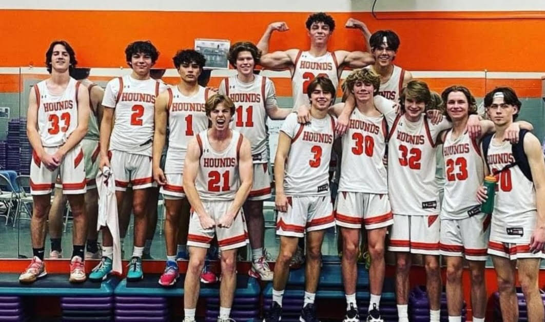Greyhounds Boy's Varsity Basketball Advances to State Finals