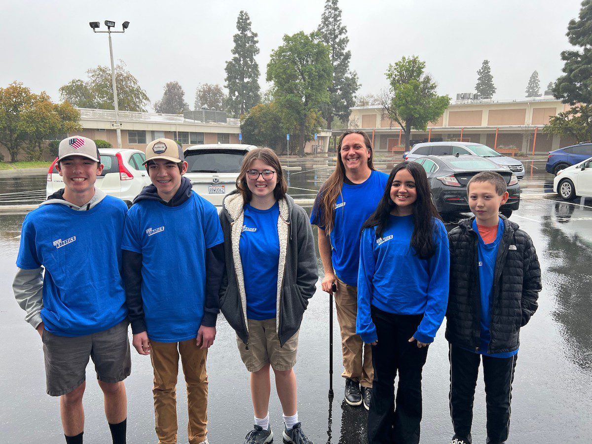 Atascadero Middle School Robotics Team Competes in VEX IQ State Finals