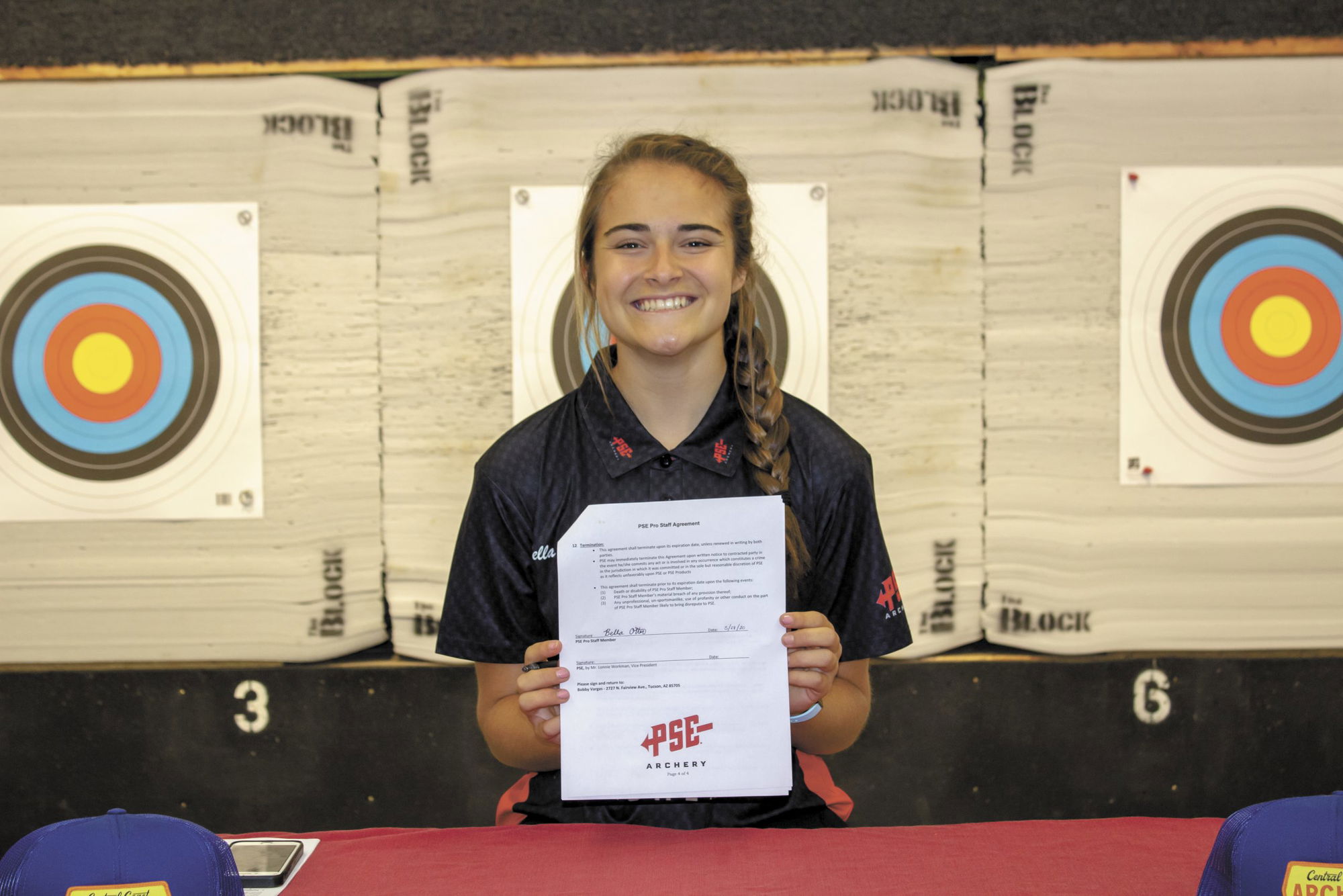 Isabella Otter Signs Sponsorship With PSE