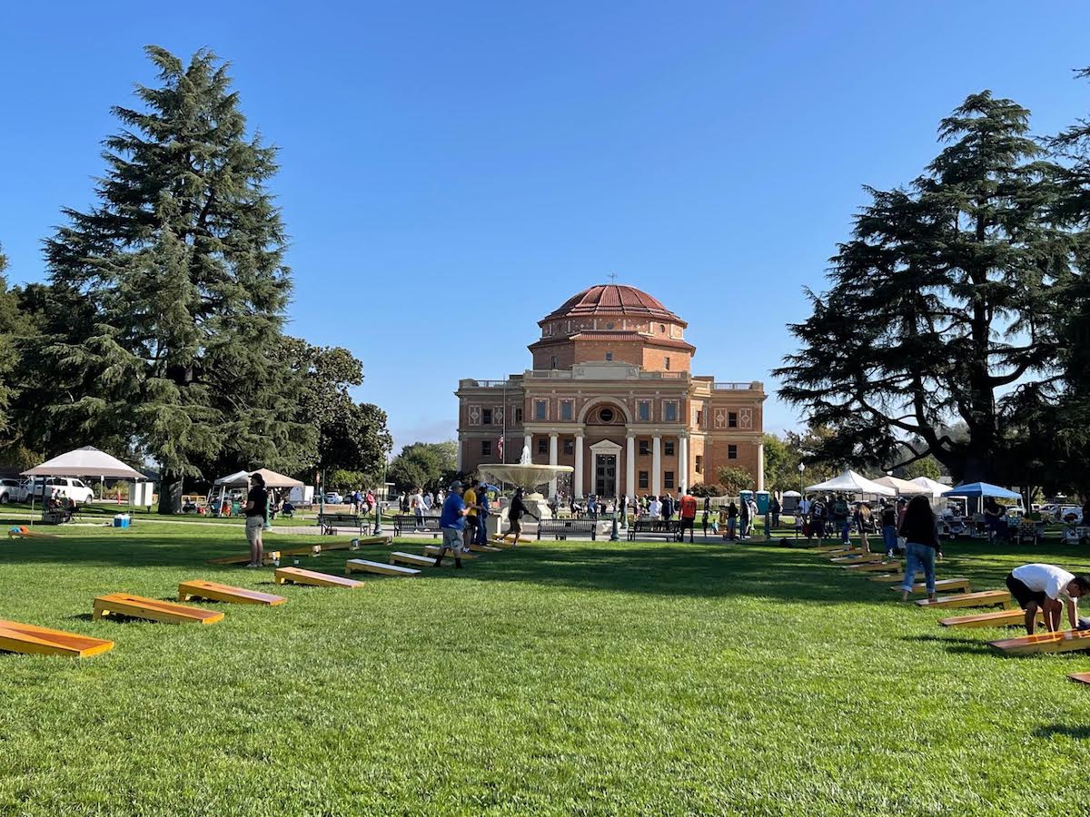 Atascadero’s Showdown Cornhole Tournament Back for its Sixth Year
