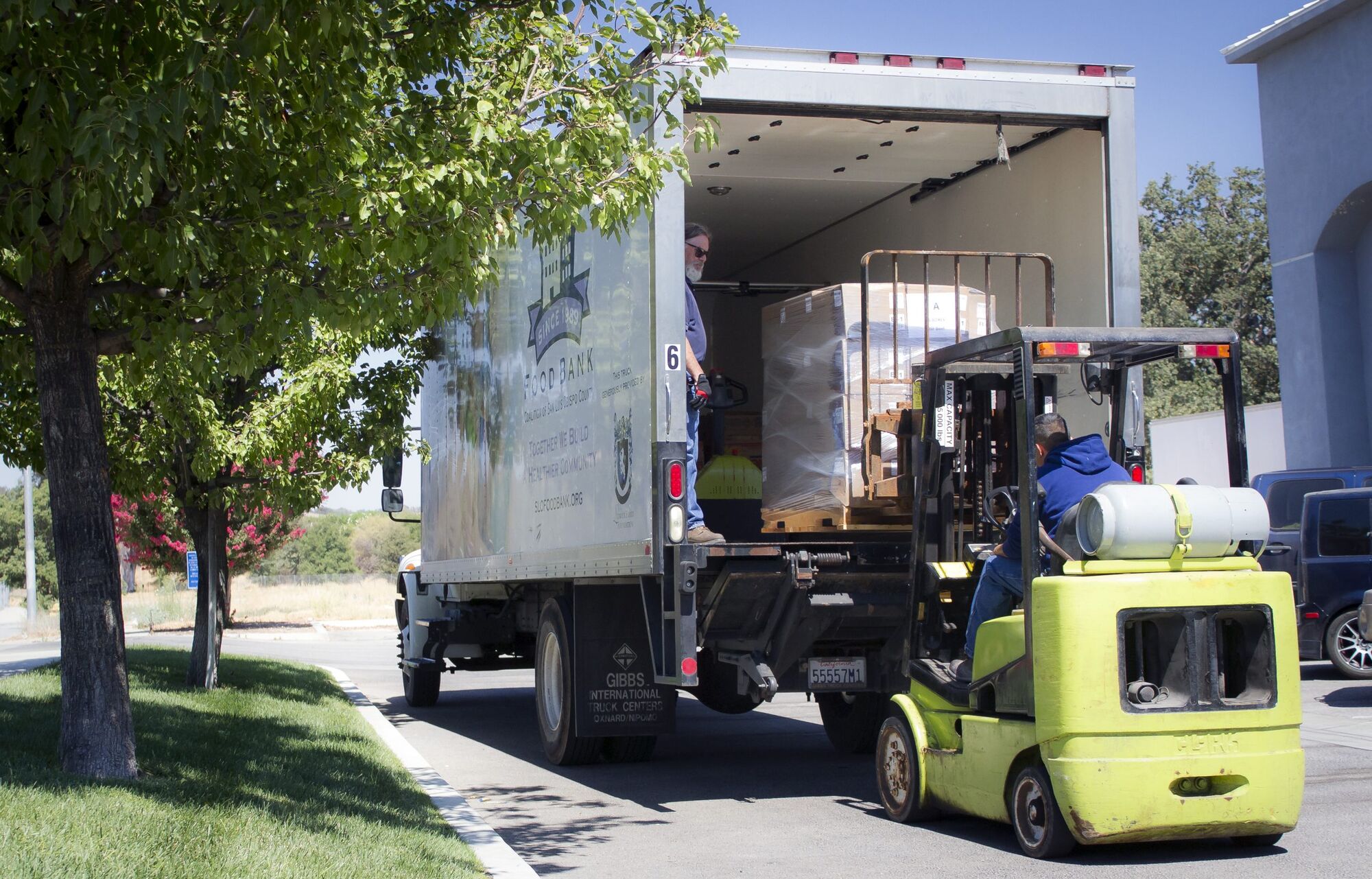 SLO Food Bank Receives 48,000 Pounds of Fair Meat Thanks to Many #FairStrong