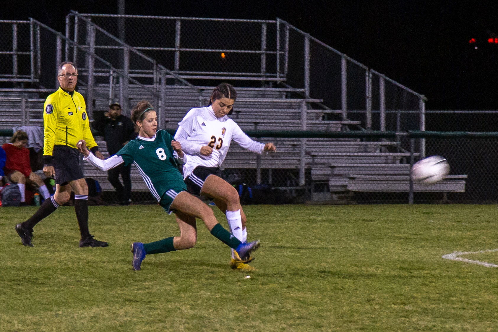Eagles Advance to Division 3 Semifinal
