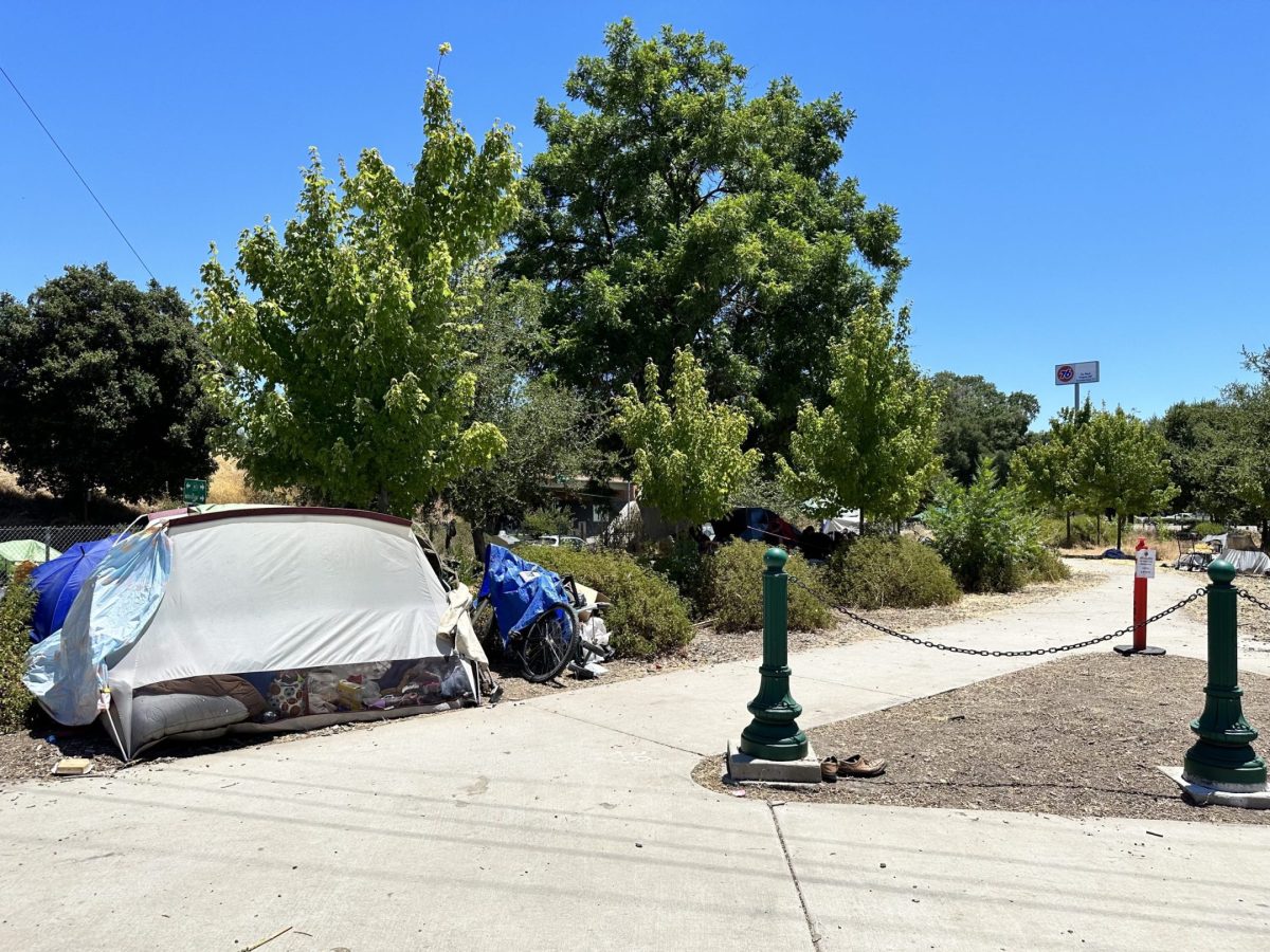 New city manager addresses unhoused encampment near southbound Highway 101 and Morro Road