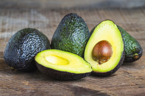 Imports and labor shortage challenge avocado growers