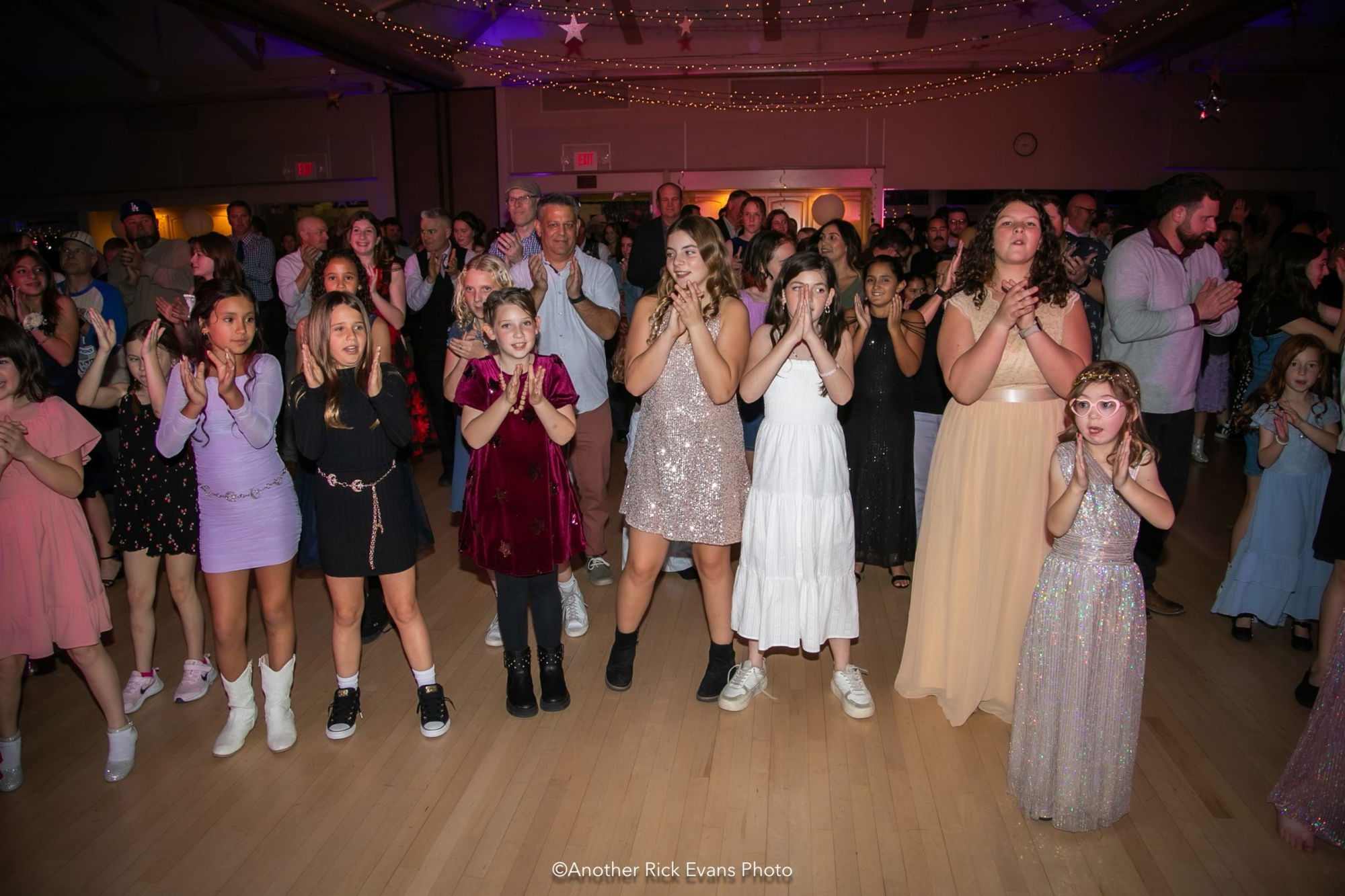 Atascadero rings in 20 years of its Father and Daughter Sweetheart Dance