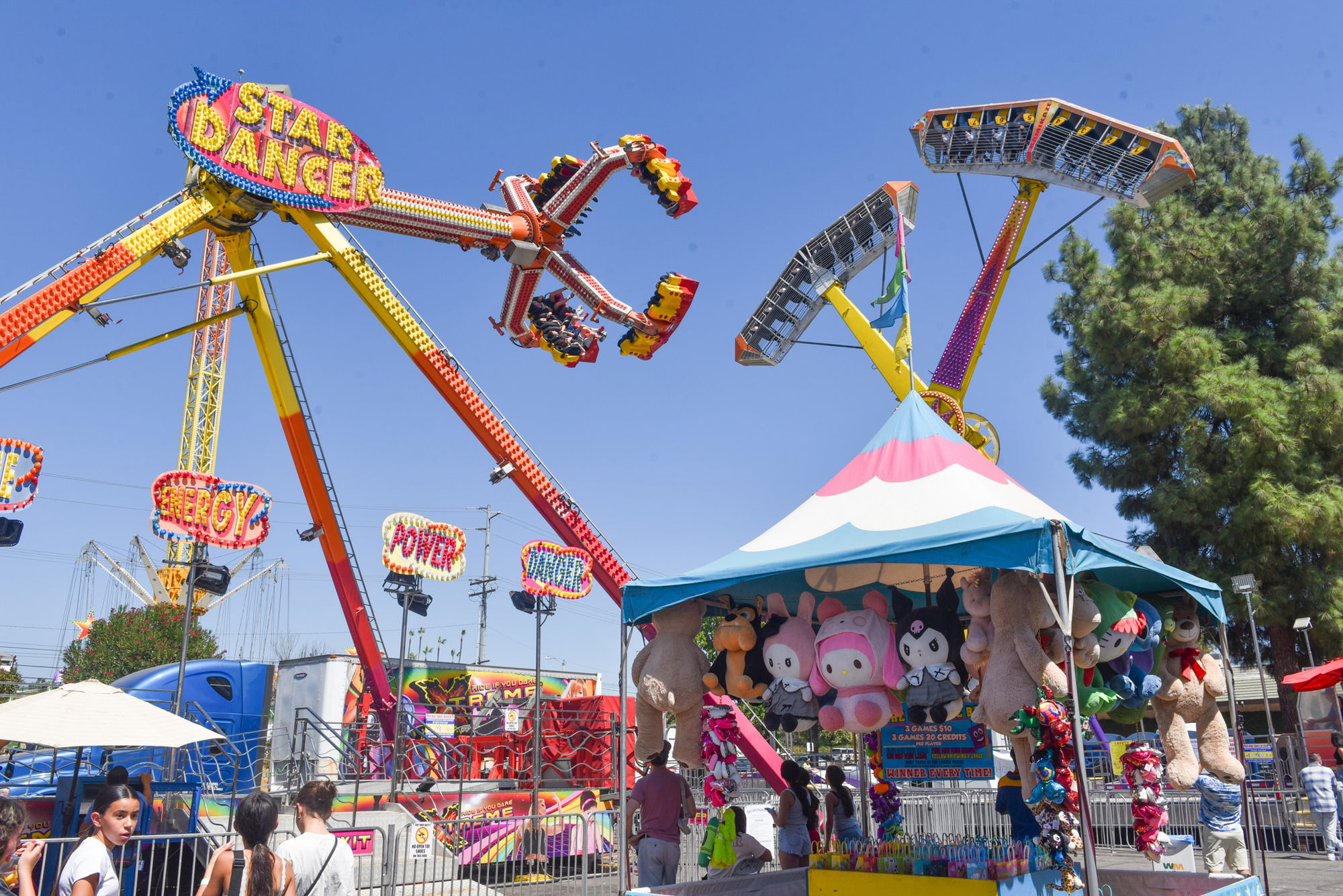 THE Foundation for Las Virgenes Schools' Annual Carnival