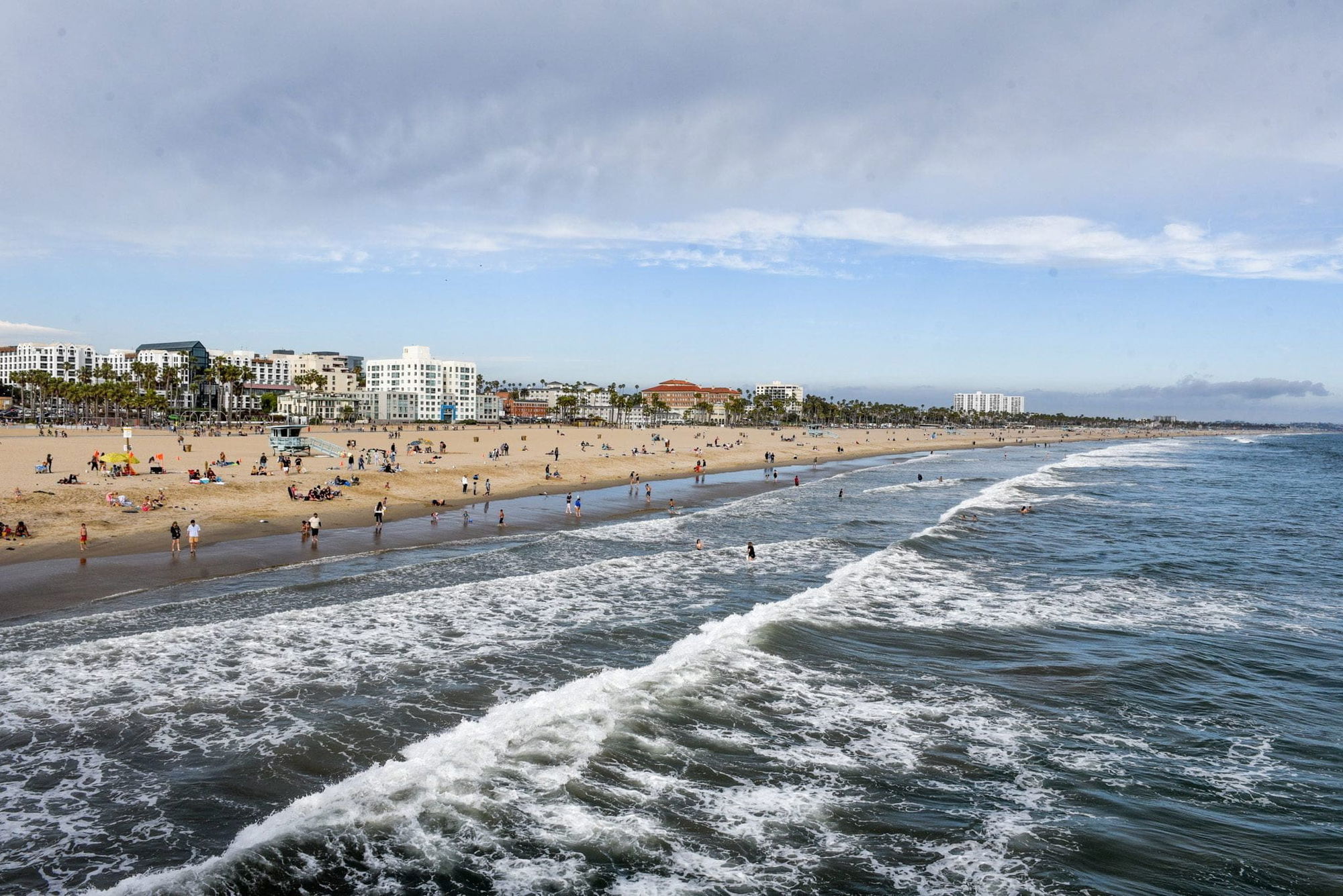 Red algae bloom causing odor at Malibu and Santa Monica coastlines
