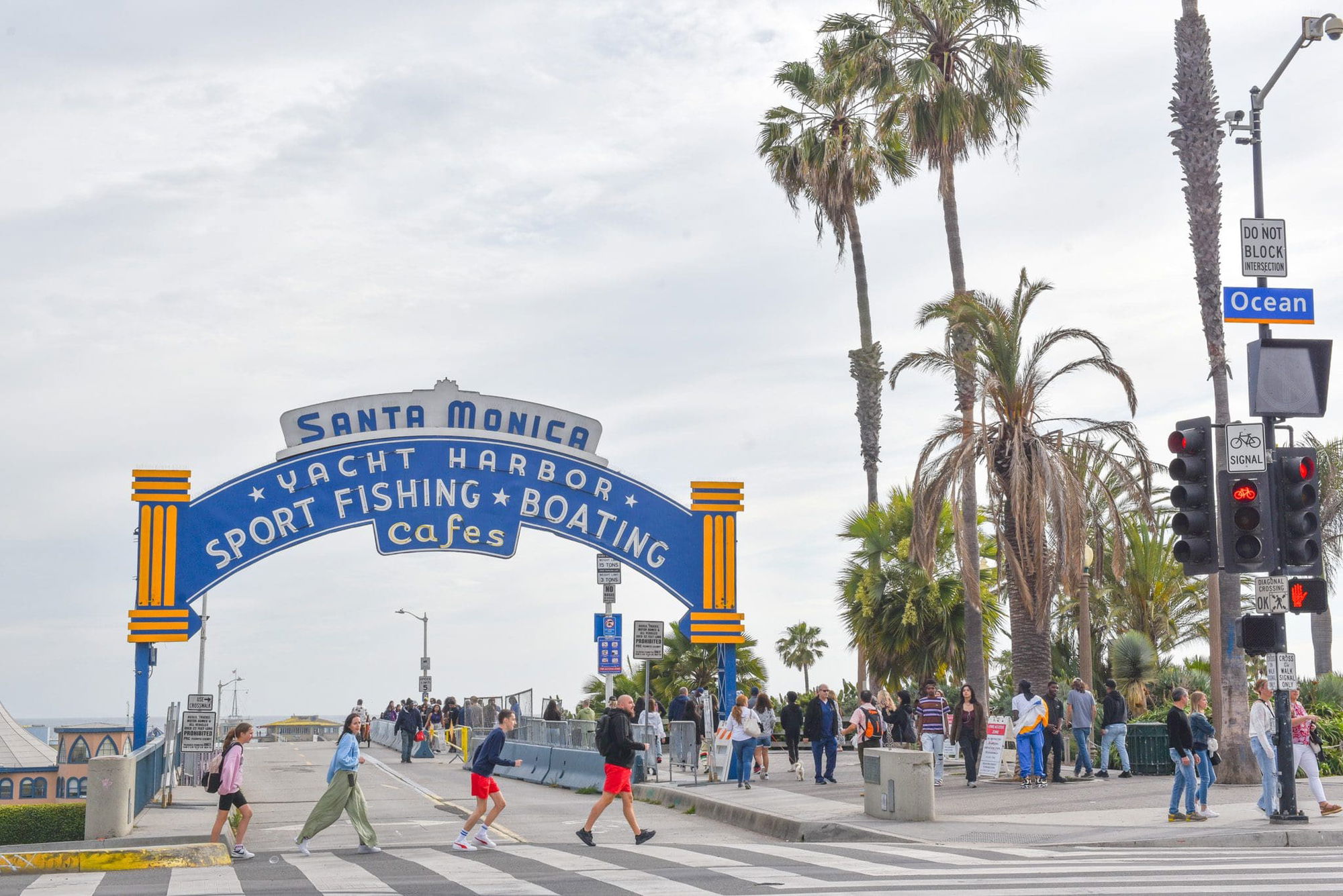 Santa Monica plans to replace the pedestrian bridge at the pier in preparation for the 2028 Olympics