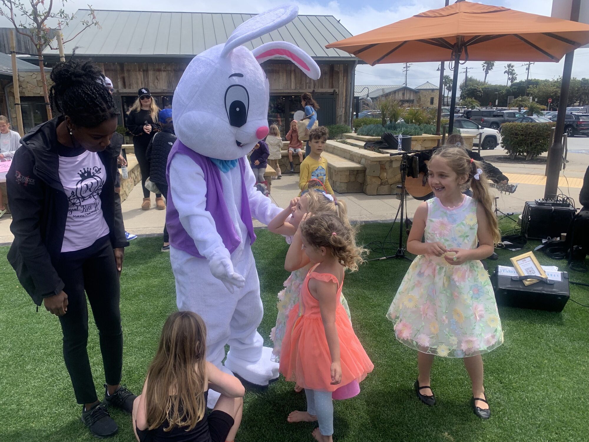 Rain or shine: Easter celebrated in Malibu