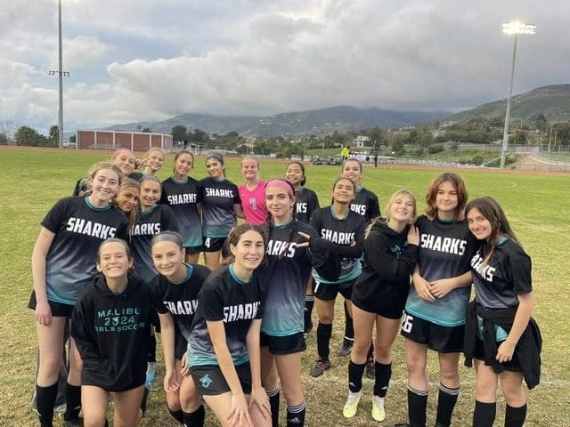 Sharks girls soccer senior tandem thankful for 12th-grade campaign