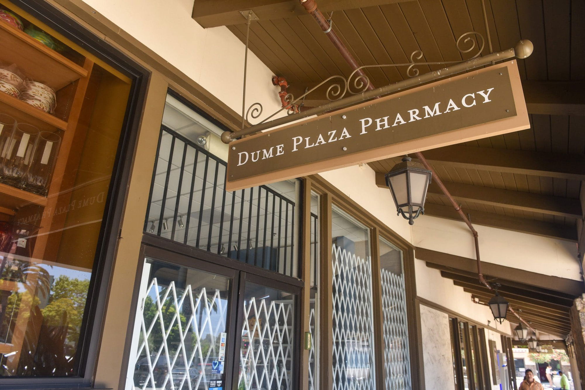 Independent pharmacies are closing at record rates