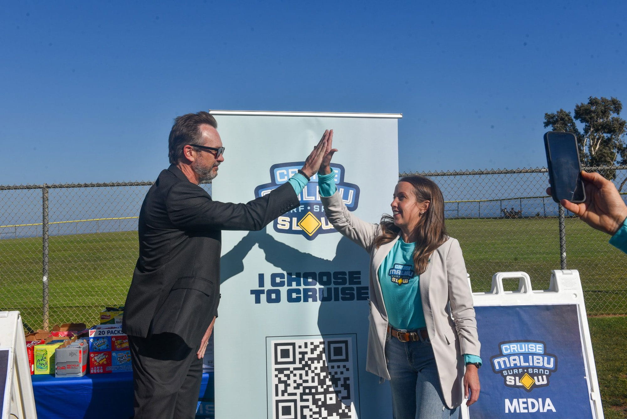 City, residents, law enforcement, and Pepperdine hold 'Cruise Malibu' campaign at Malibu Bluffs Park