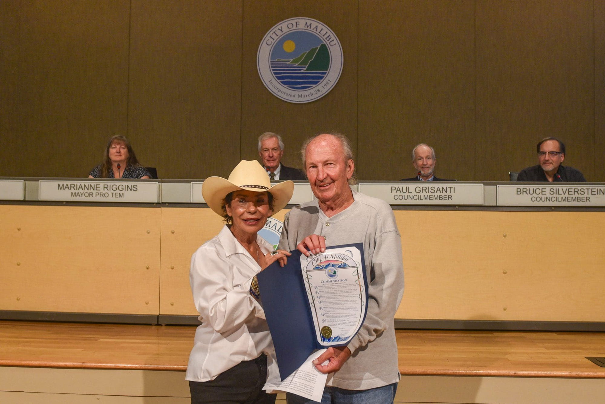 Malibu City Council honors The Corucopia Foundation and Malibu Farmers Market for 25 years of service