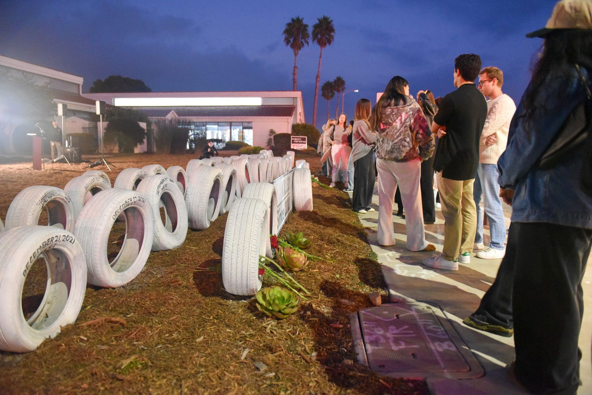 One year later, Malibu community honors Pepperdine students with a candlelight vigil