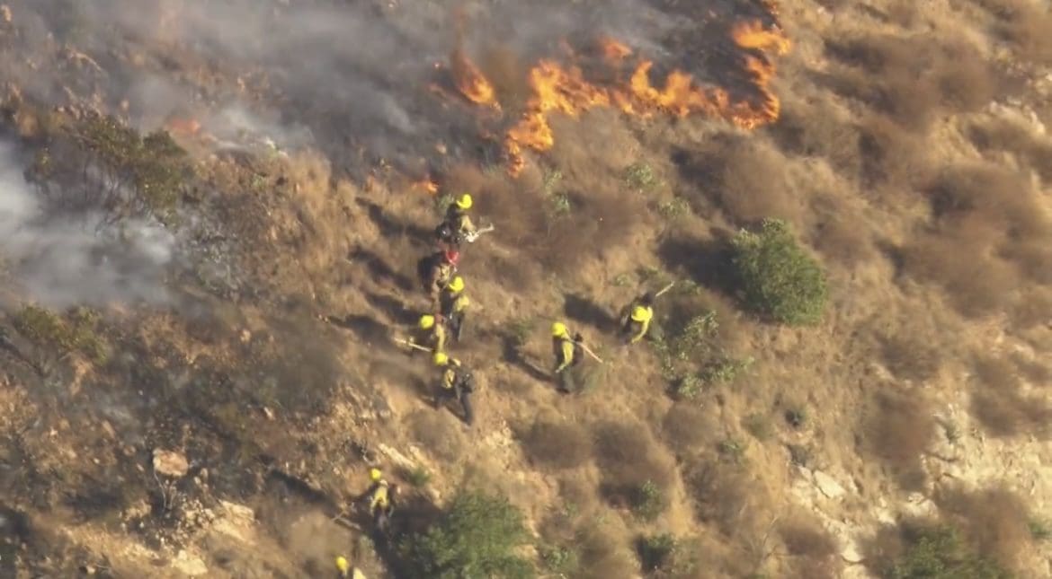 Brush fire in Agoura Hills, no current threats to Malibu