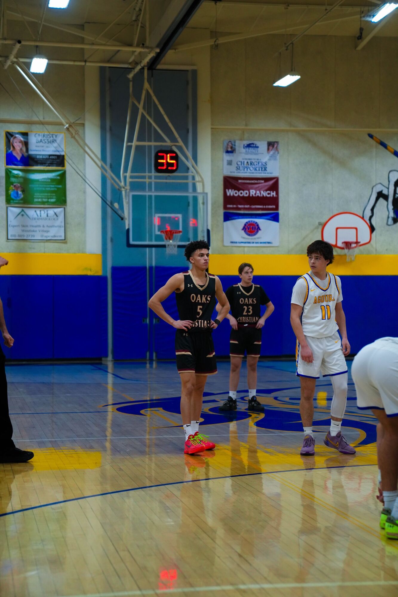 Malibuite starts hooping with the Waves