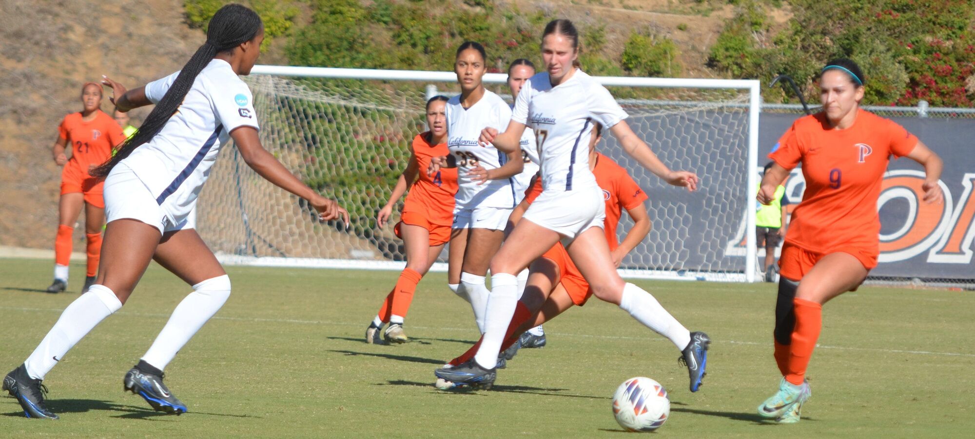 Waves women's soccer season concludes in NCAA tourney