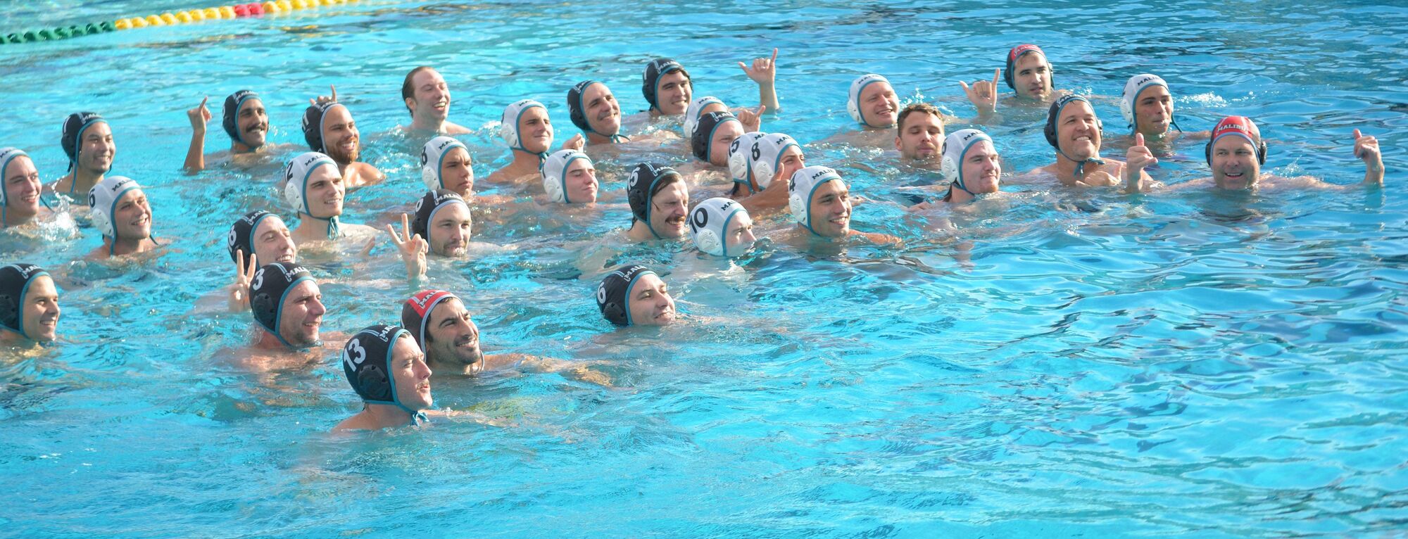 High Schoolers beat Graduates for second straight year in annual Sharks alumni match
