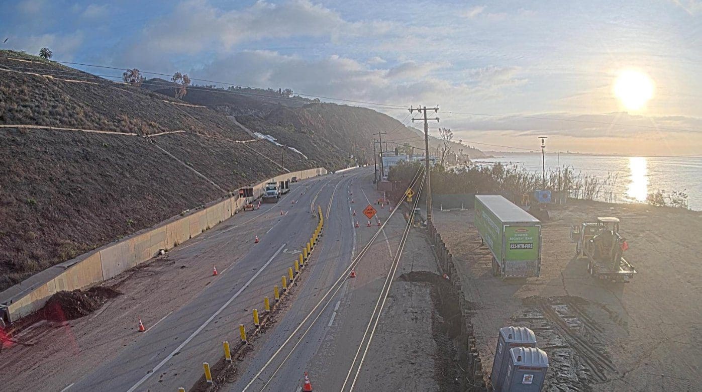 NOTICE: PCH to reopen Thursday, Feb. 20 at 6 a.m. ONLY for burn area residents, essential businesses, school buses