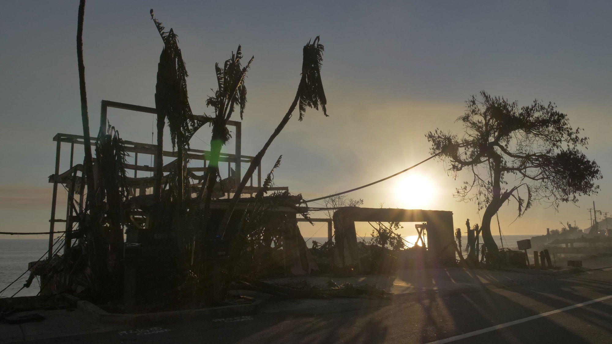Palisades and Franklin Fire victims face rising rebuilding costs amid tariffs on essential materials