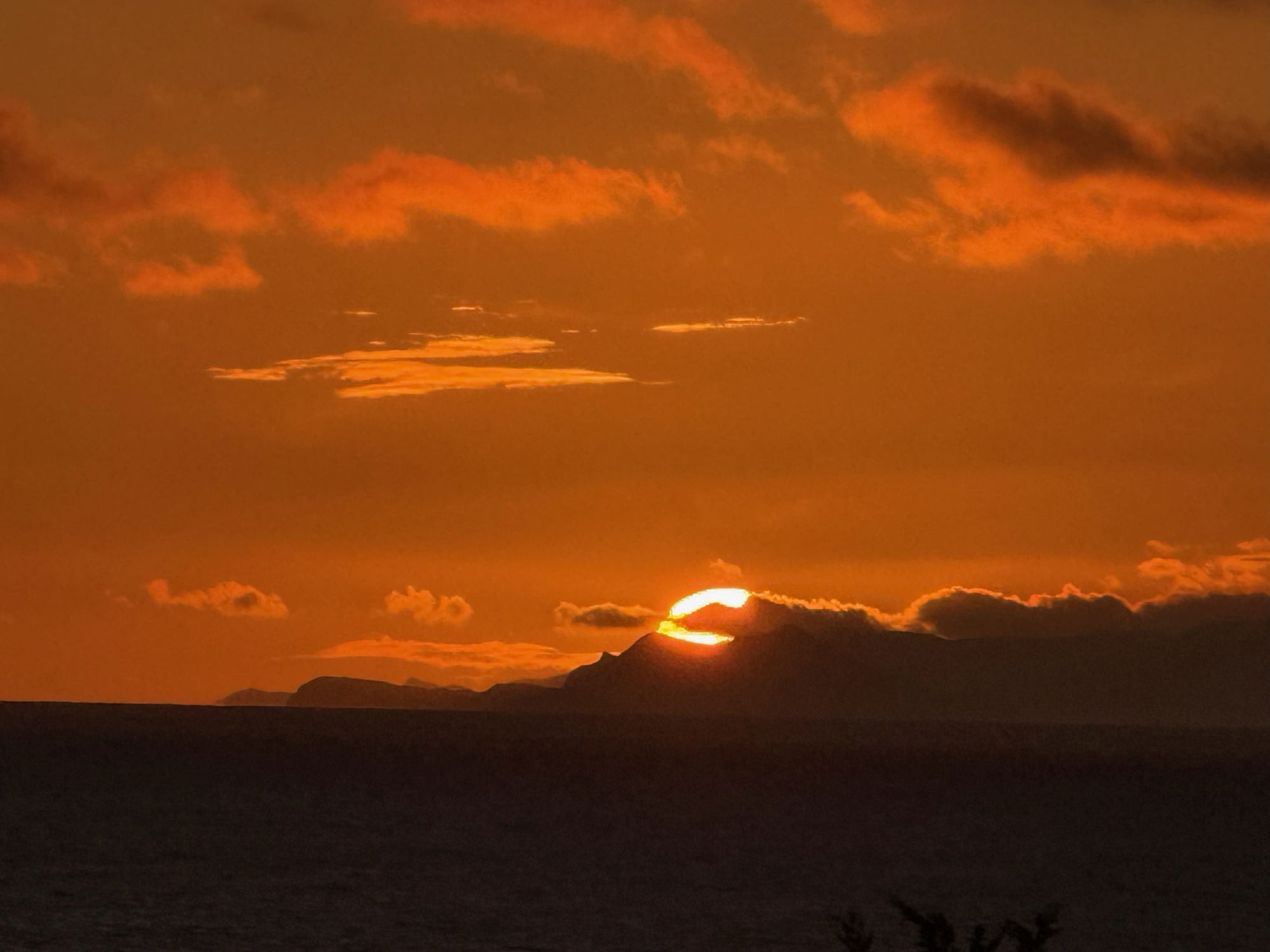 Malibu's Best Shot: Sunset Behind the Channel Island