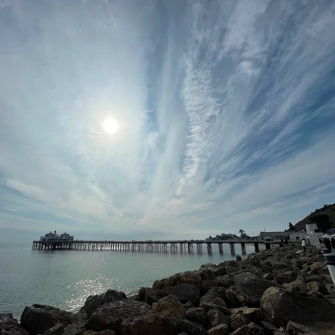 Malibu Pier closure sparks concerns among local business owners