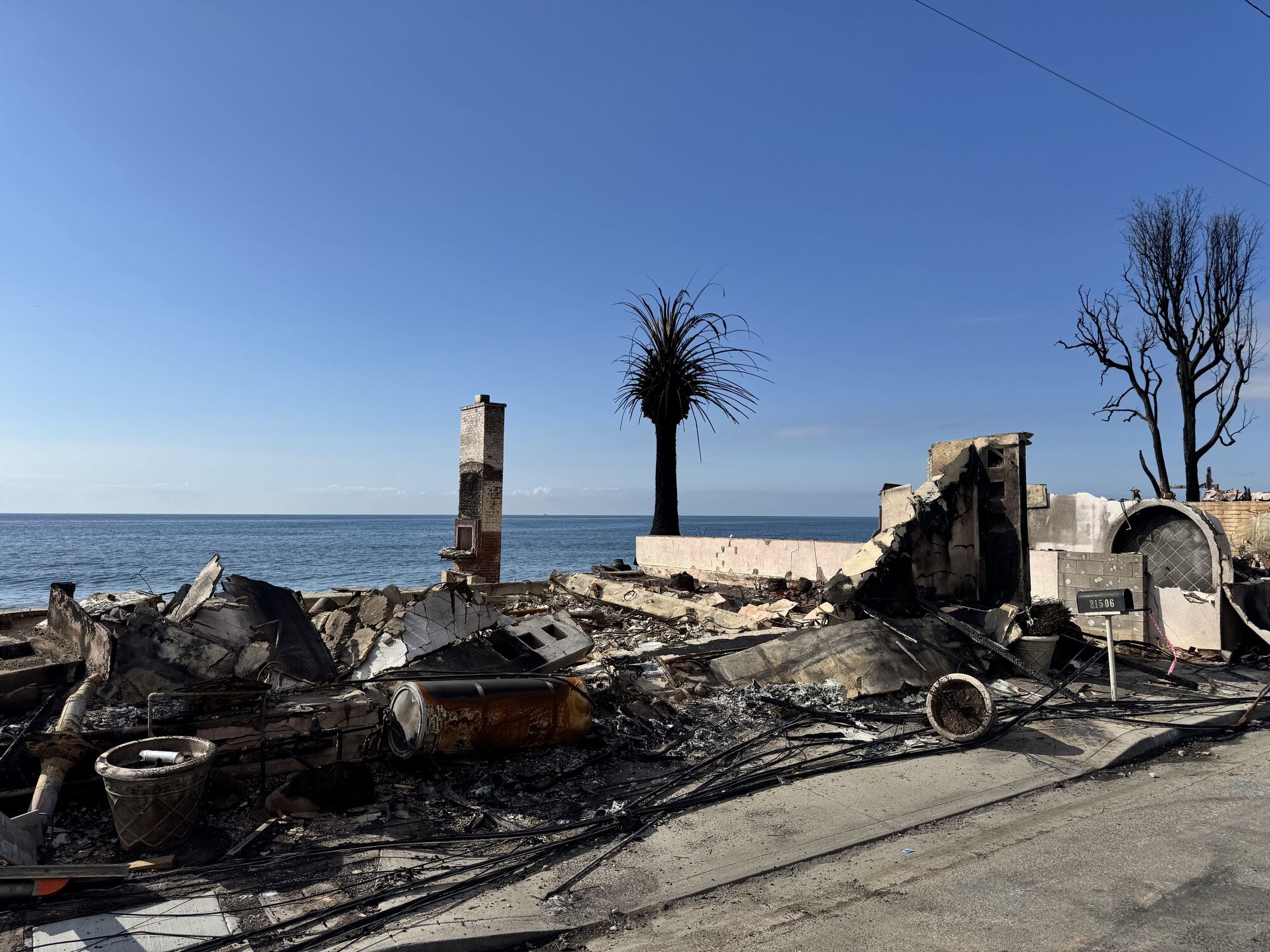 Malibu lags behind Los Angeles in building permits post-Palisades Fire