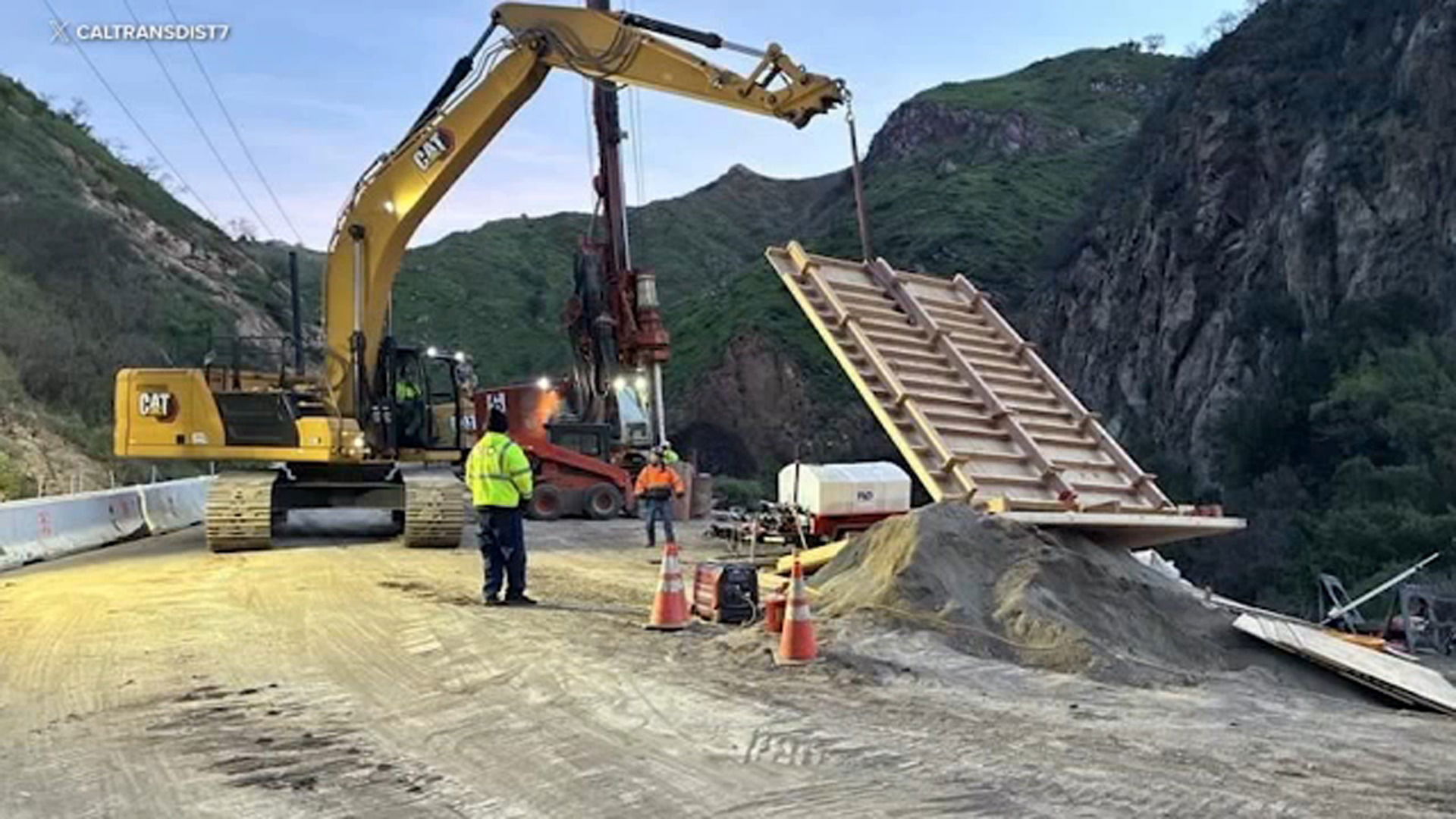 Topanga Canyon Boulevard closed; Evacuation Warnings remain in place as powerful winter storm threatens burn zones
