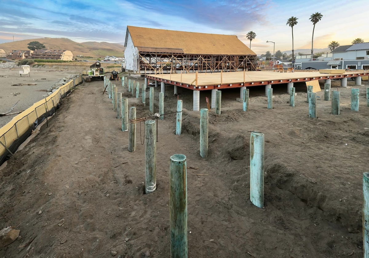 Cayucos Veterans Hall work&nbsp;progressing