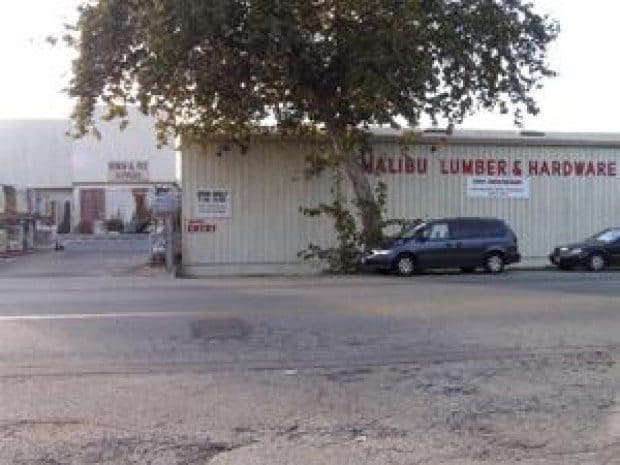 Safire, Tops to move to lumber property