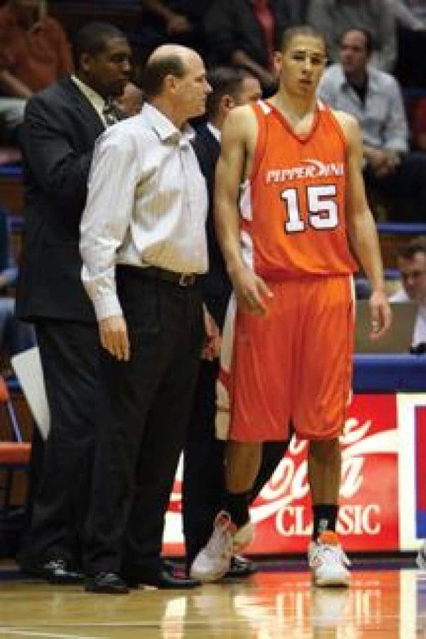 Young Pepperdine hoops team plays a fast game
