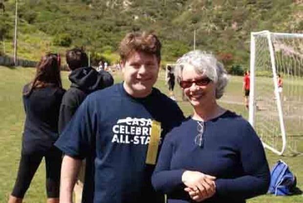 ‘Rudy’ star revisits the football field for CASA of L.A.