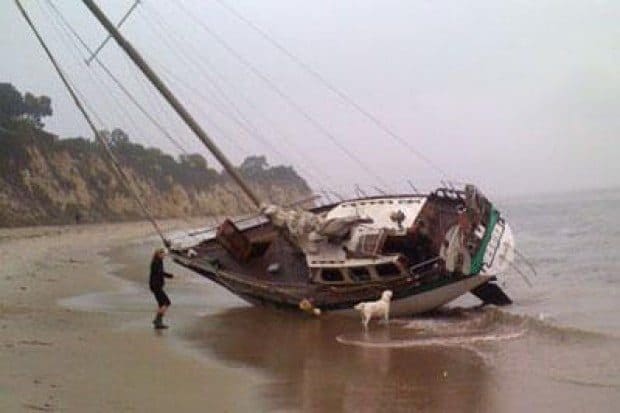 Government agencies pass the buck on wrecked sailboat