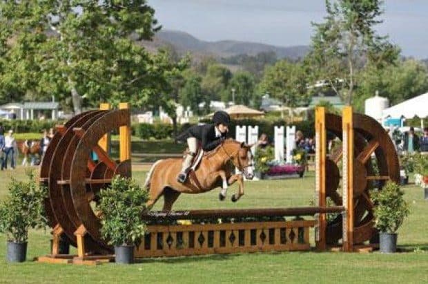Malibu equestrian headed to national shows