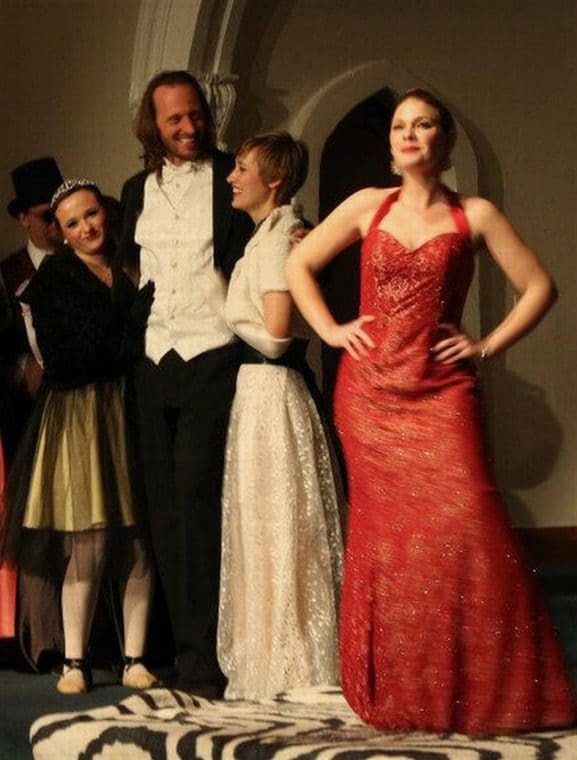 Die Fledermaus Act 2
