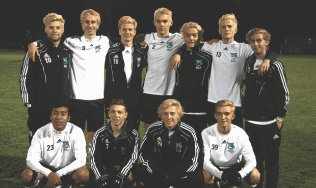Malibu Boys Soccer Beats Oak Park