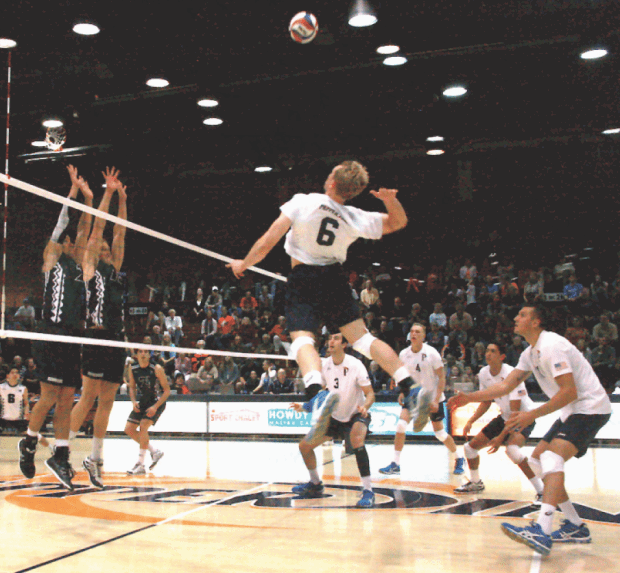 Waves Ride First-Place Finish Into MPSF Tournament