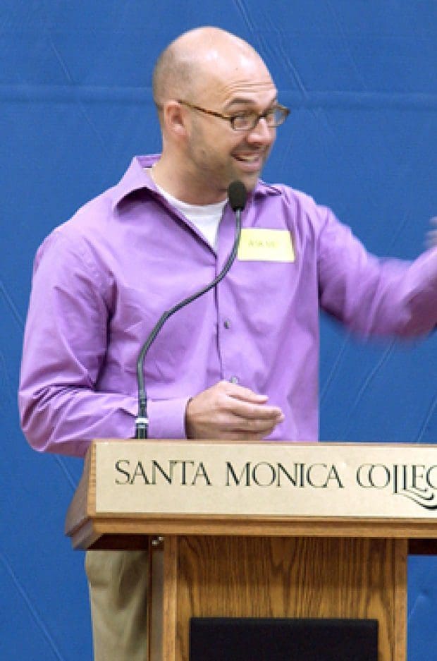 Santa Monica Leader Plans Board of Ed Bid