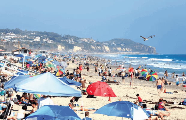 Man Dies at Zuma Beach