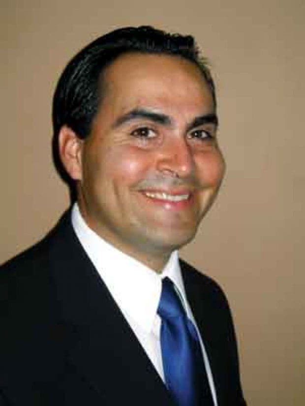 De la Torre Seeks Reelection with Board of Education