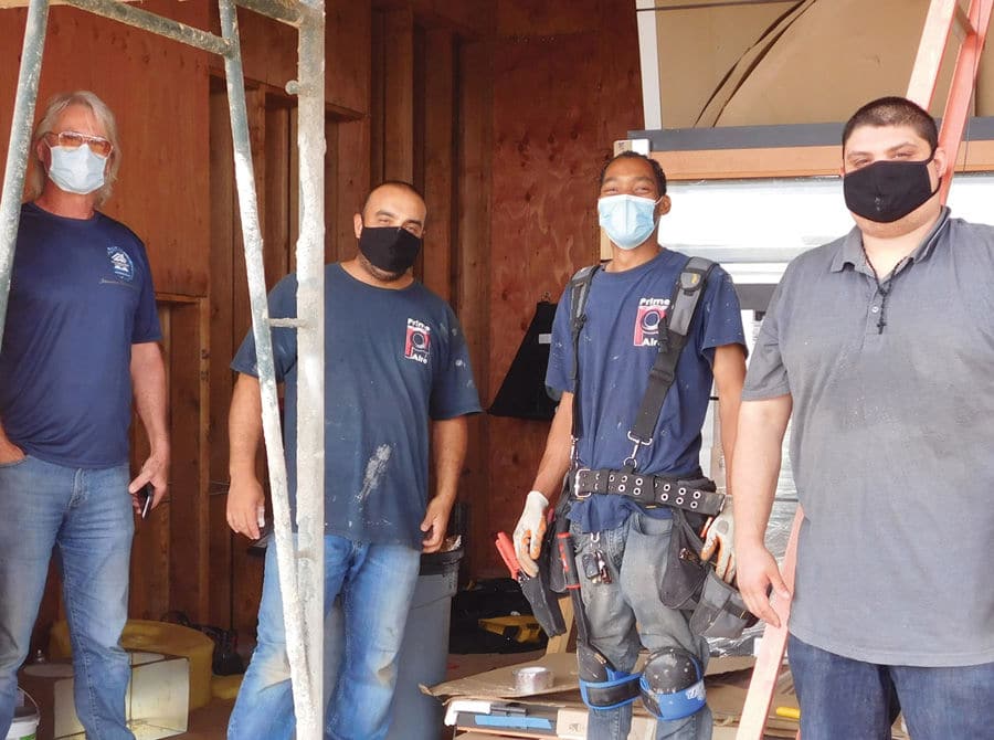Work Continues on Malibu Construction Sites as Pandemic Drags On