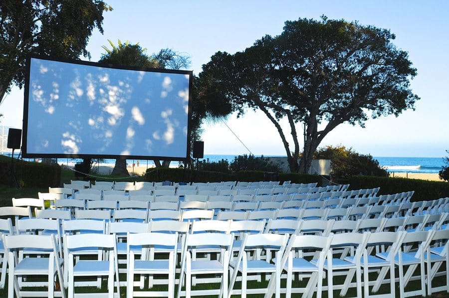 Drive-in Movies Stage a Comeback